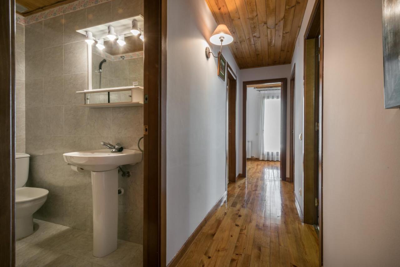 Montcorbison Apartment